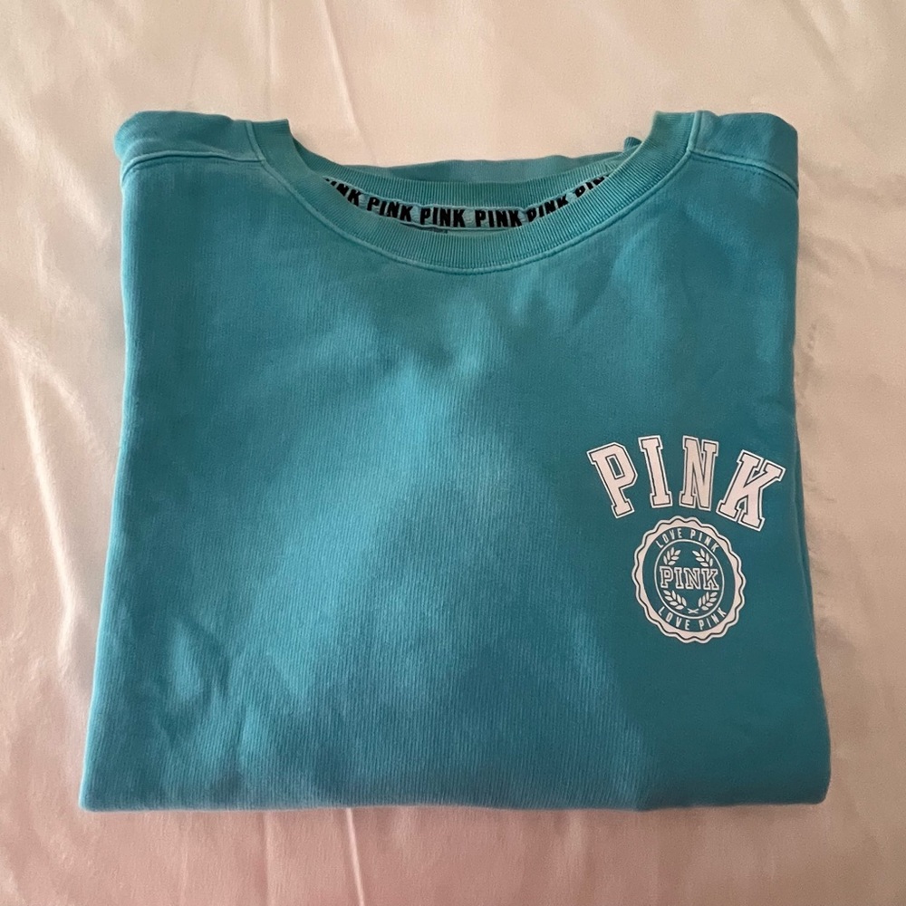 VS Pink Crewneck Sweatshirt